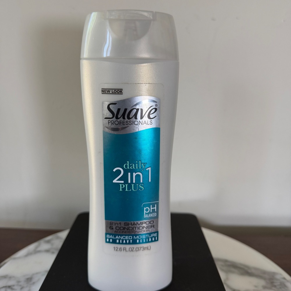 Suave Professionals Daily 2 in 1 Plus Shampoo & Conditioner pH Balanced 11.9 oz